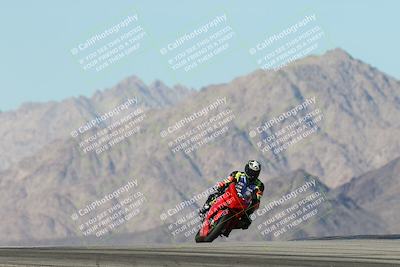 media/Dec-01-2025-Moto Forza (Mon) [[2daa91e15f]]/2-Intermediate Group/Session 4 Turn 9/